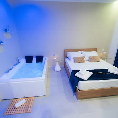 5 Stars - Exclusive Luxury With A Jacuzzi Affittacamere