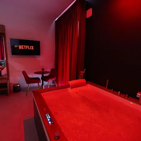 5 Stars - Exclusive Luxury With A Jacuzzi 4*