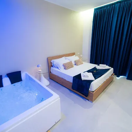 5 Stars - Exclusive Luxury With A Jacuzzi 4*