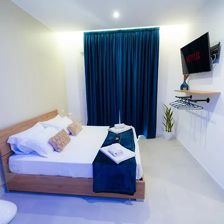 5 Stars - Exclusive Luxury With A Jacuzzi